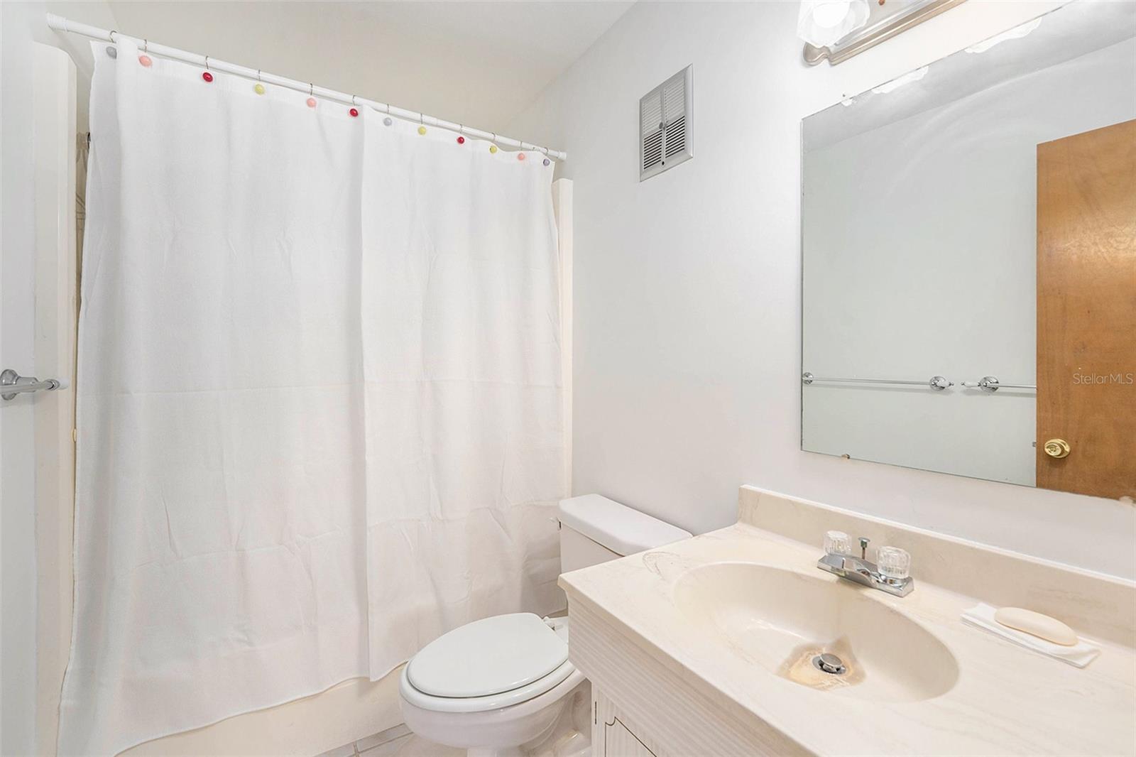 FIVE TOWNS OF ST PETE - Residential