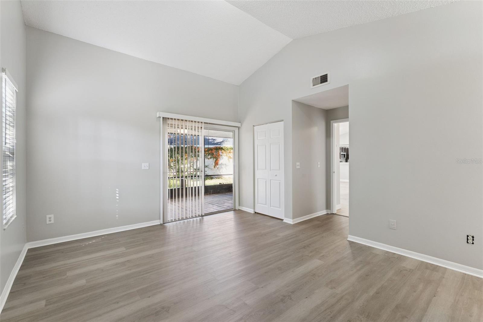 MAYFAIR MEADOWS - Residential