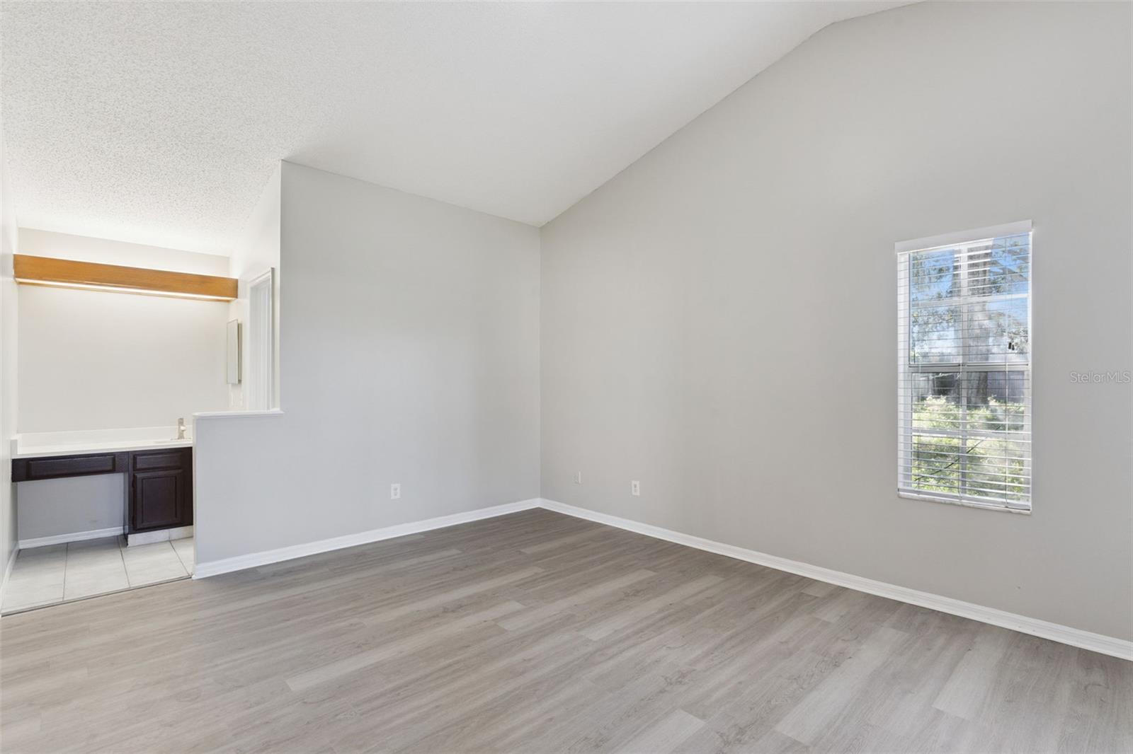 MAYFAIR MEADOWS - Residential