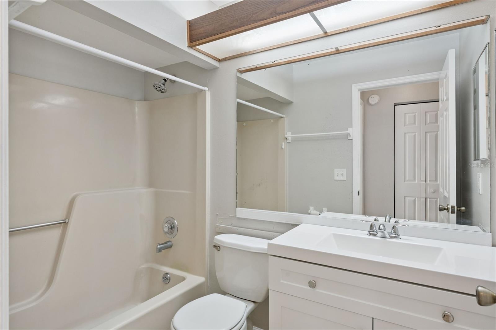 MAYFAIR MEADOWS - Residential