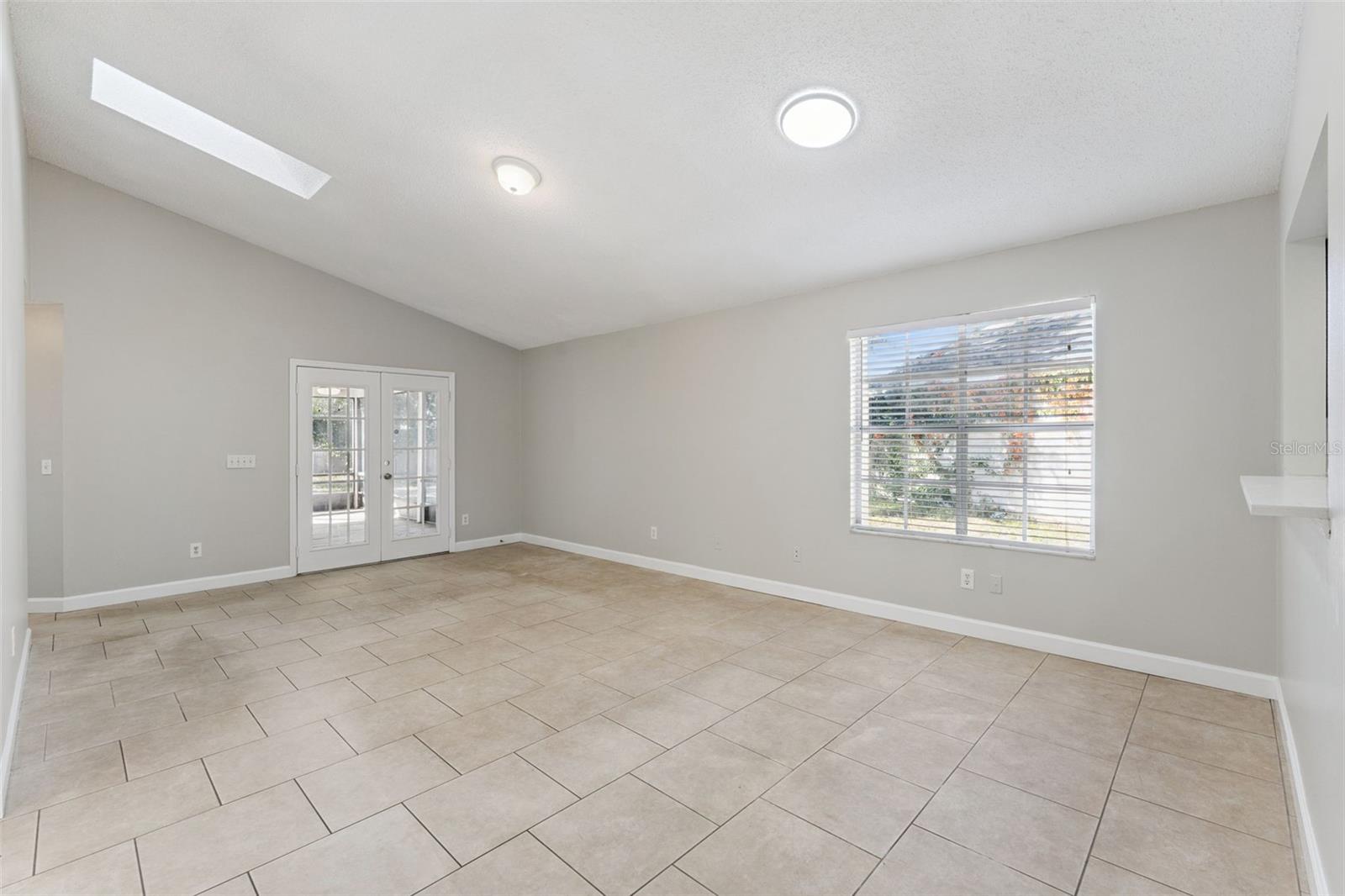 MAYFAIR MEADOWS - Residential