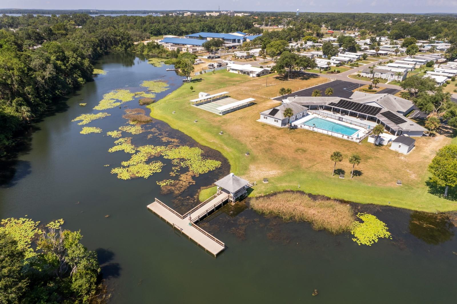 TAVARES LAKE FRANCES ESTATES - Residential