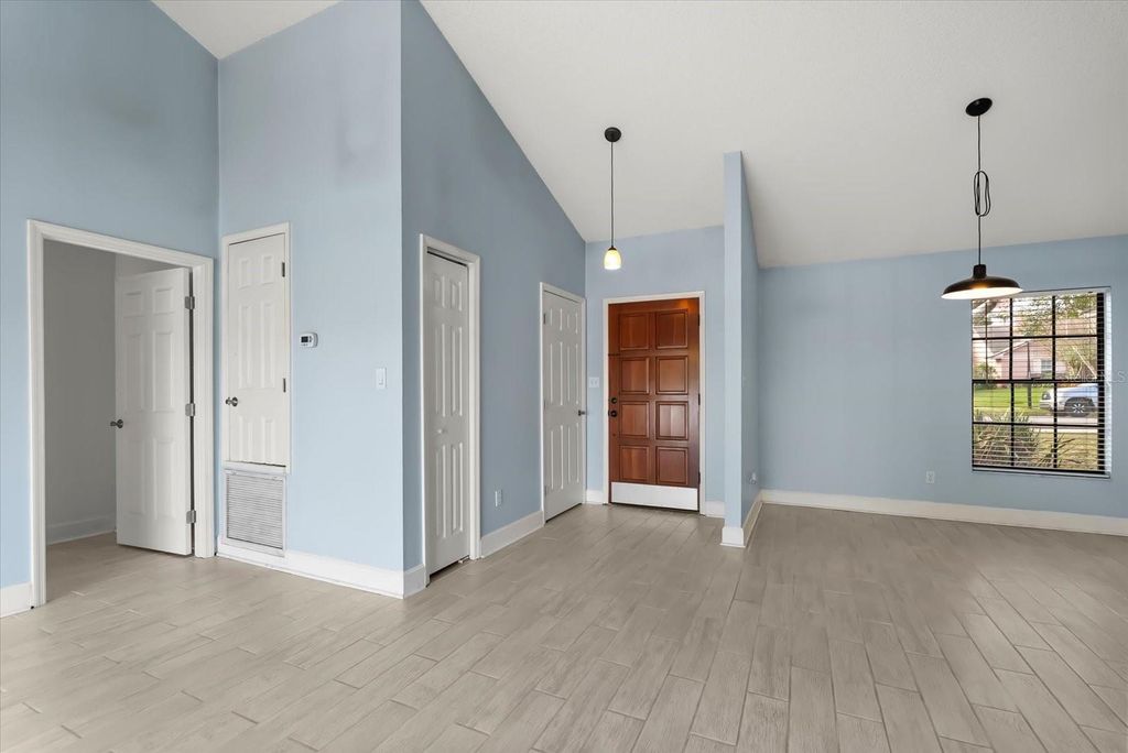 Photo of 1062 Weaver Drive, Oviedo, FL 32765 (MLS # O6372994)