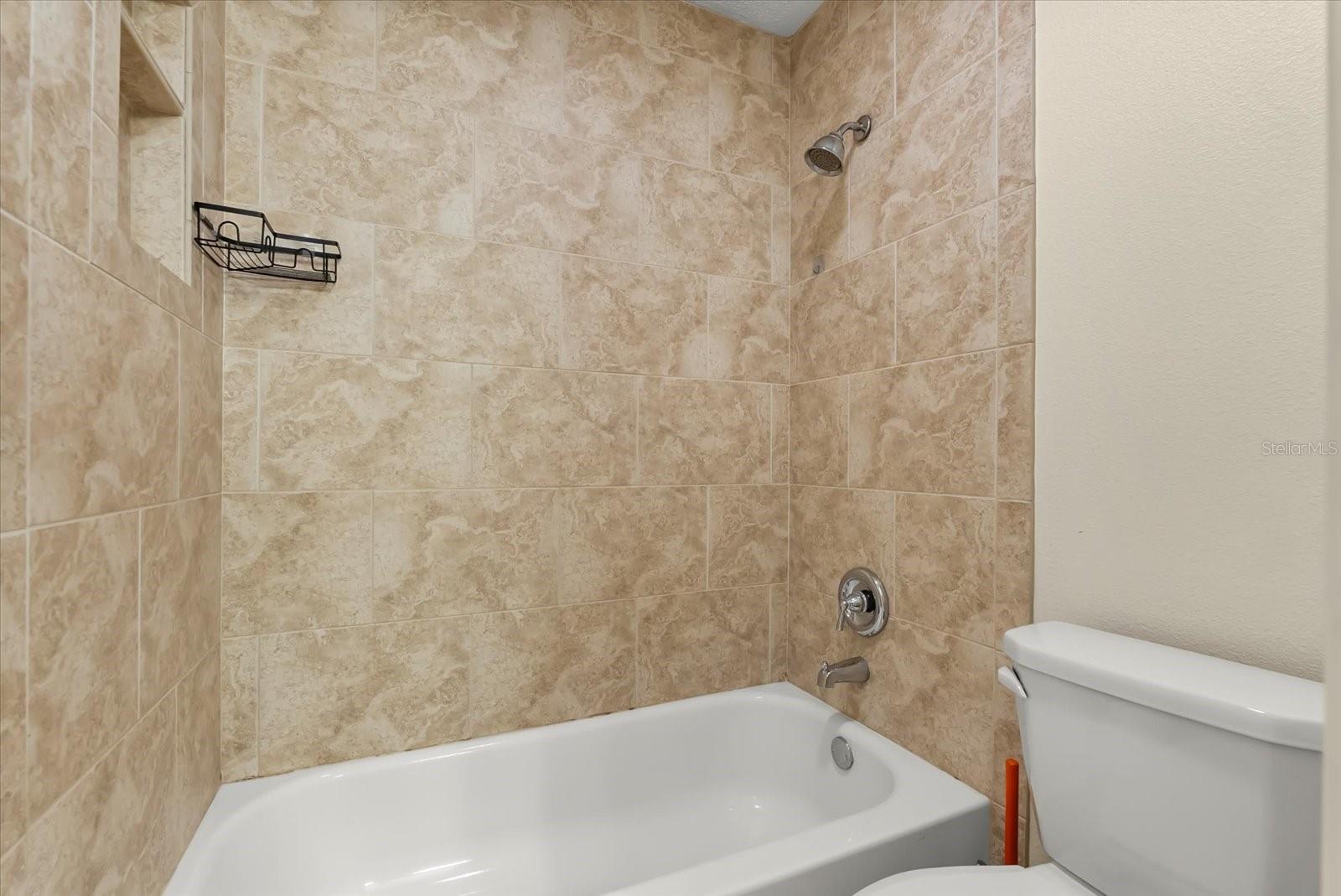 ALAFAYA WOODS PH 2 - Residential Lease