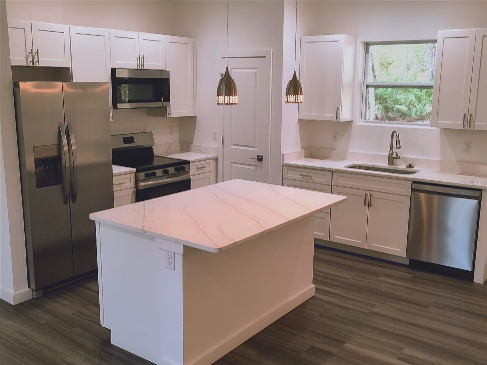 DAYTONA PARK ESTATES - Residential