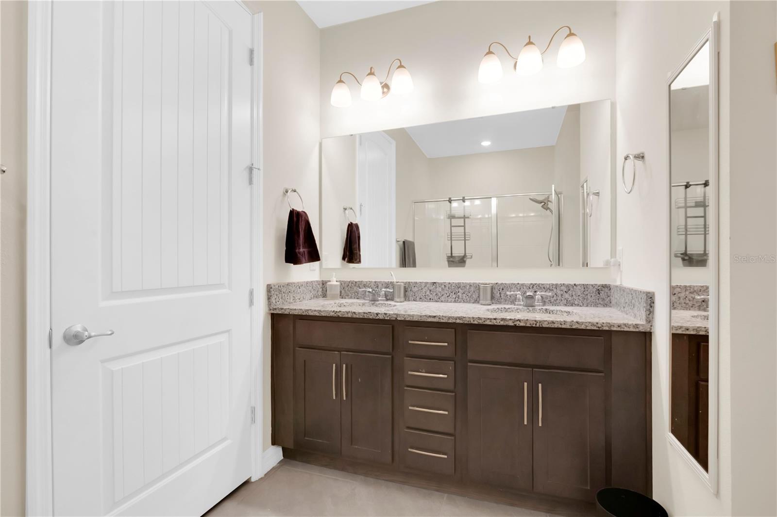 PALMS/SERENOA PH 4 - Residential