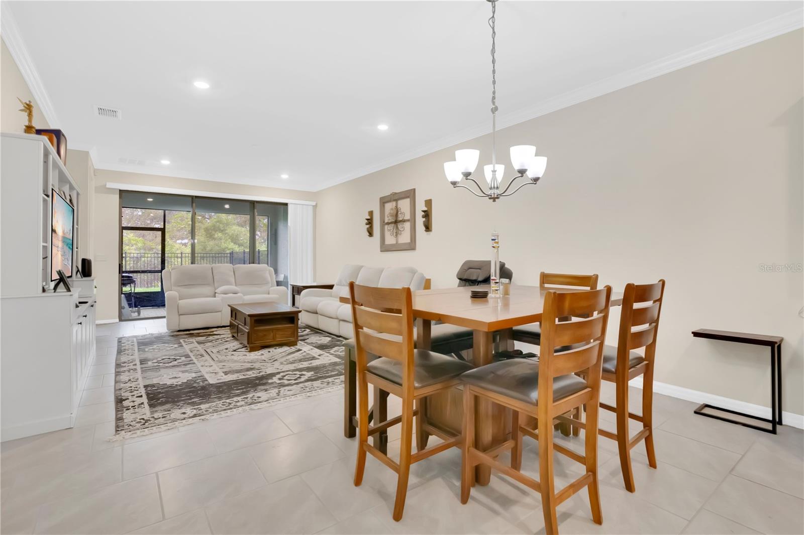 PALMS/SERENOA PH 4 - Residential