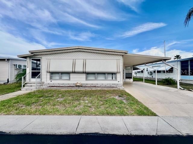 SENATE MANOR - Residential