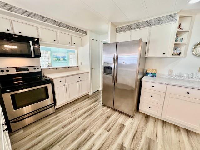 SENATE MANOR - Residential