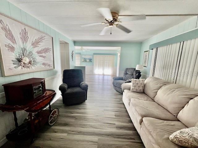 SENATE MANOR - Residential