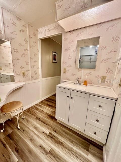 SENATE MANOR - Residential