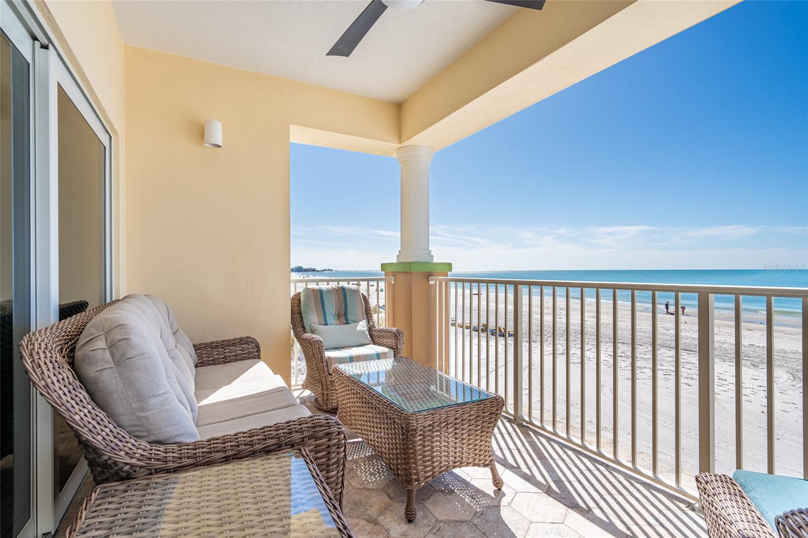 BEACH CLUB OF MADEIRA CONDO - Residential