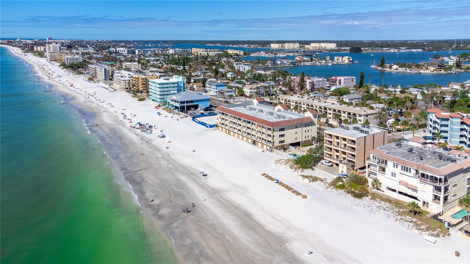BEACH CLUB OF MADEIRA CONDO - Residential