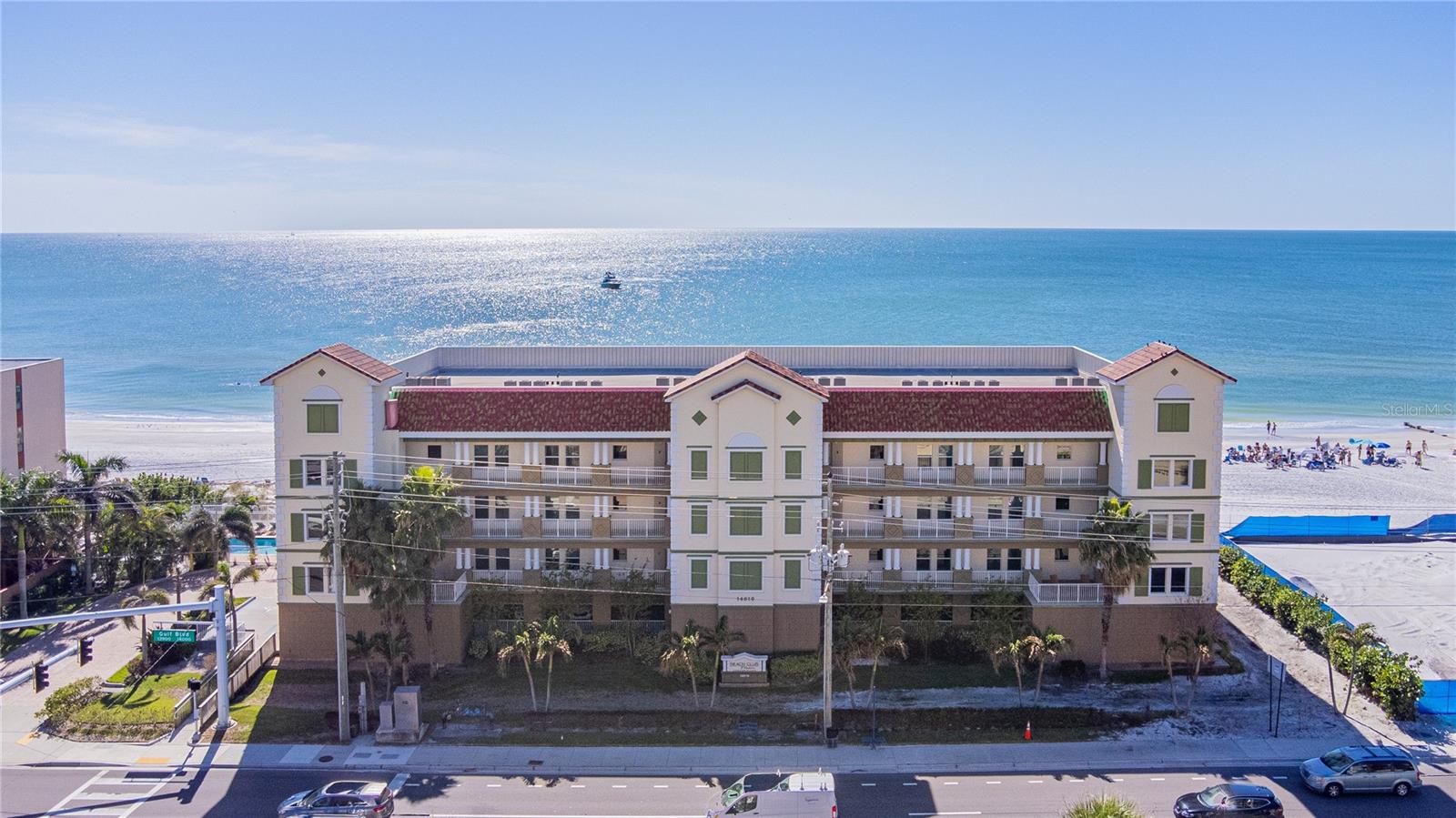 BEACH CLUB OF MADEIRA CONDO - Residential