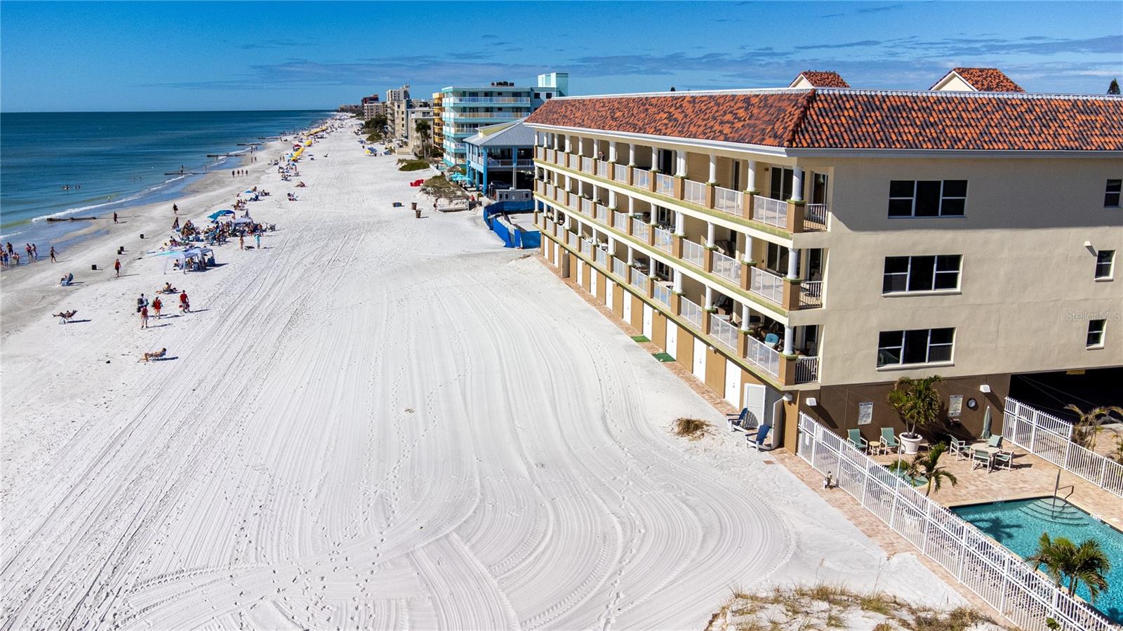 BEACH CLUB OF MADEIRA CONDO - Residential