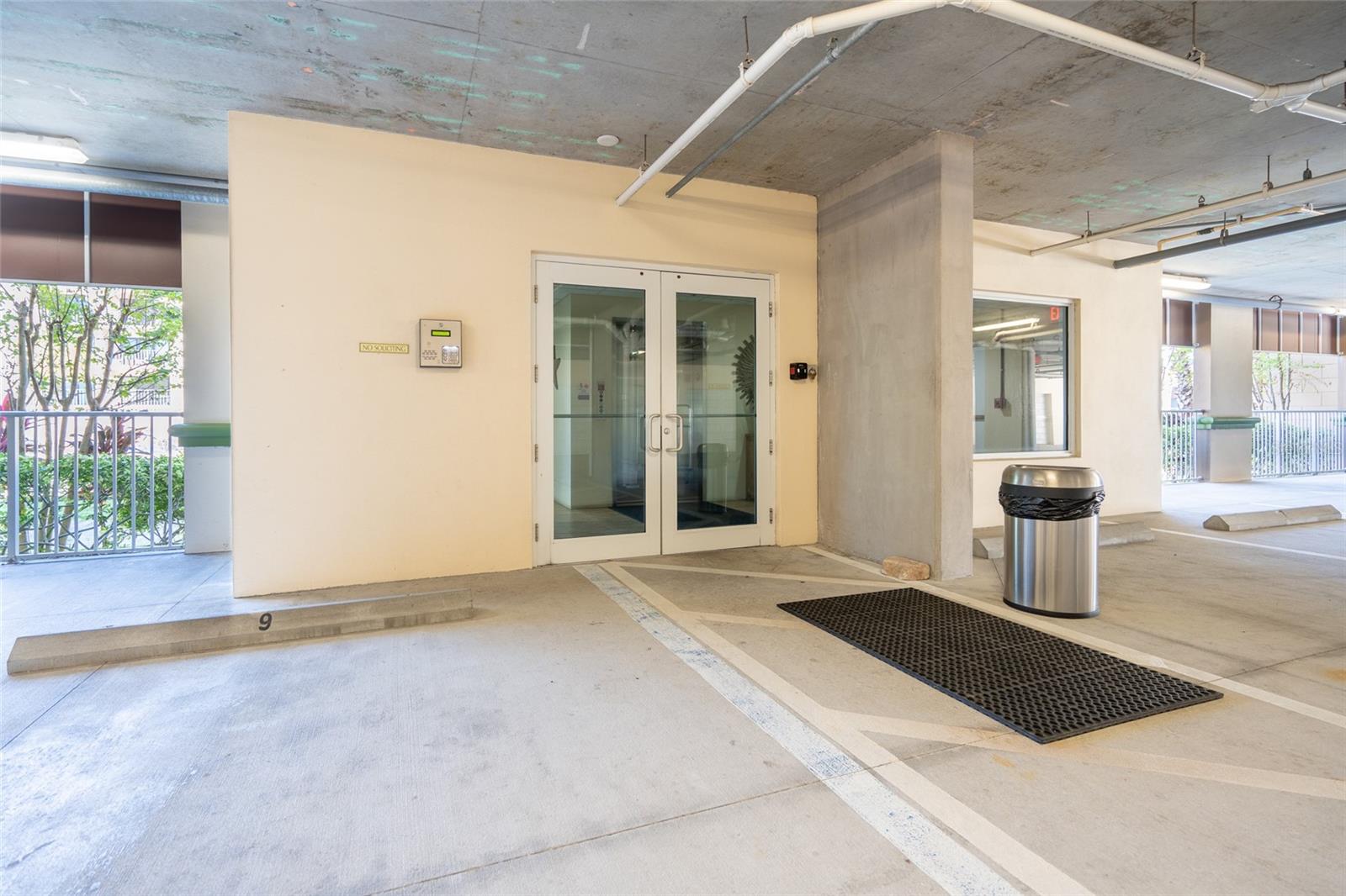 BEACH CLUB OF MADEIRA CONDO - Residential