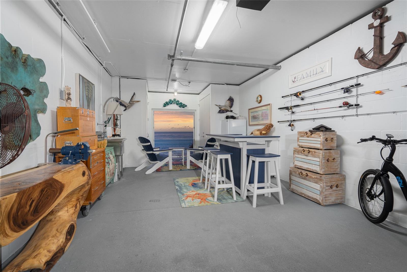 BEACH CLUB OF MADEIRA CONDO - Residential