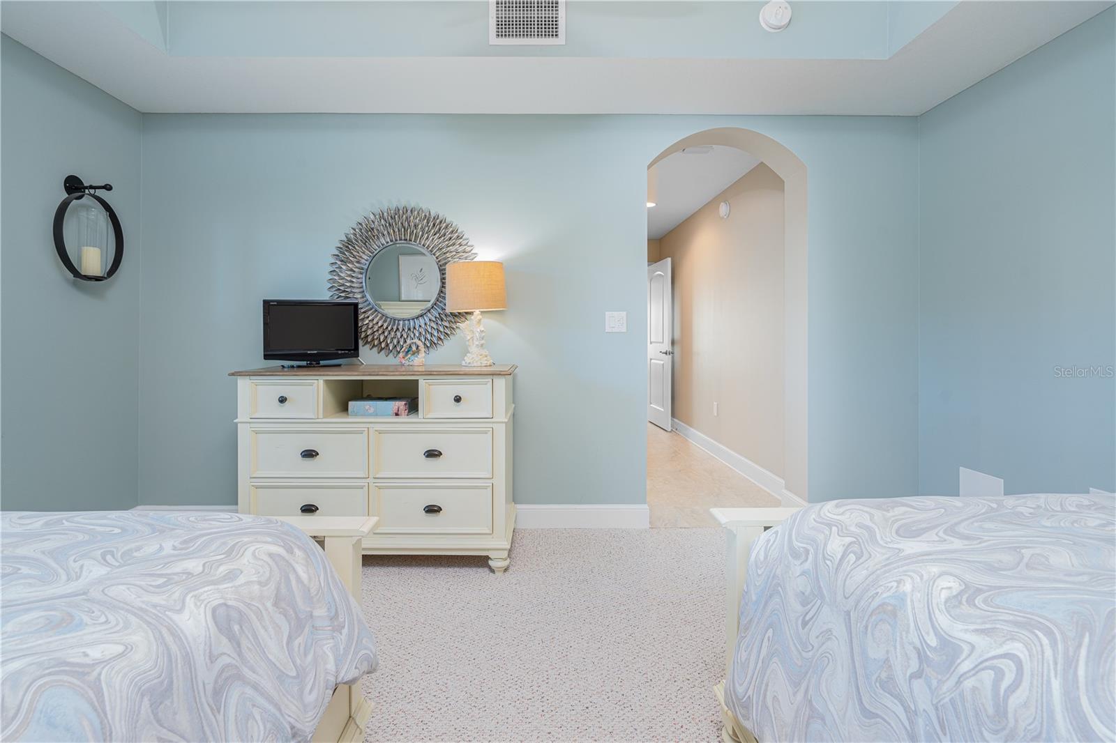 BEACH CLUB OF MADEIRA CONDO - Residential