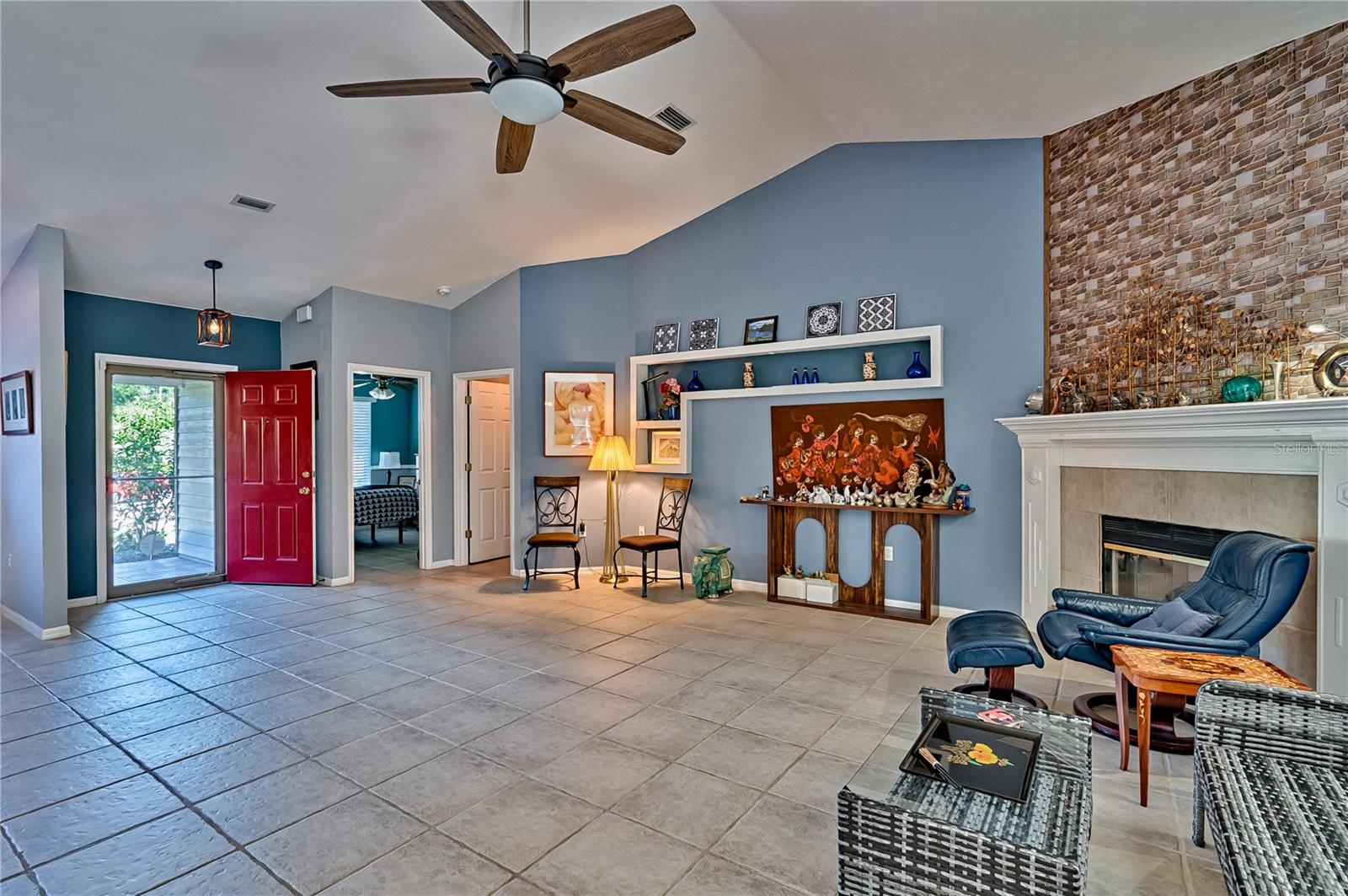 EAGLE POINT CLUSTER PH 1 - Residential