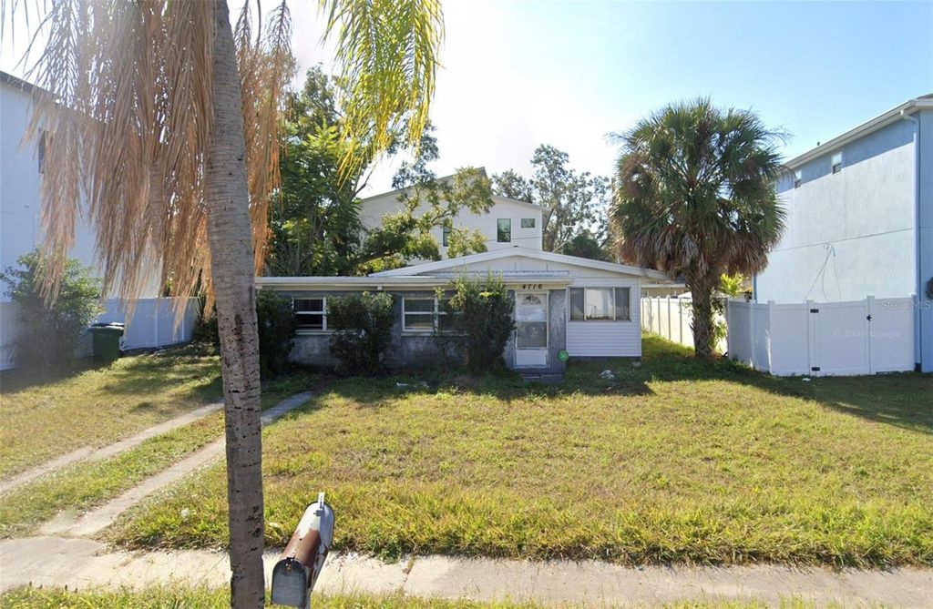 Photo of 4716 W Leila Avenue, Tampa, FL 33616 (MLS # J1001753)