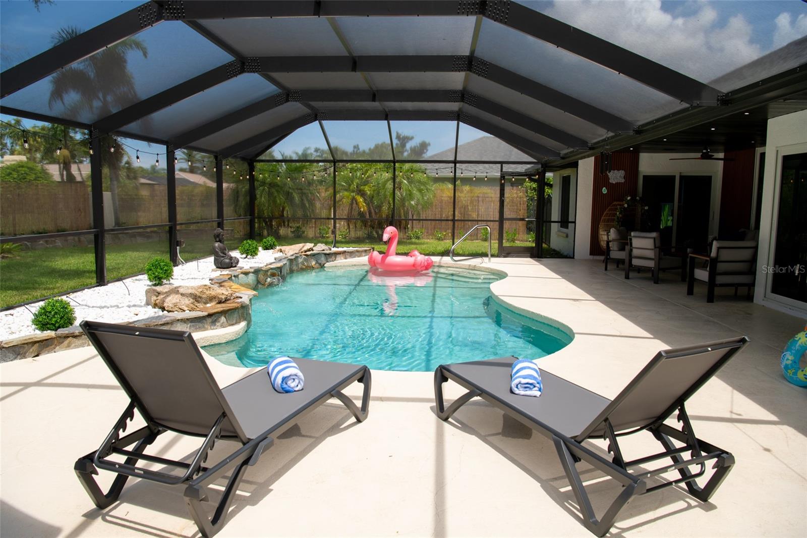 VENICE GARDENS SEC 3 - Residential Lease