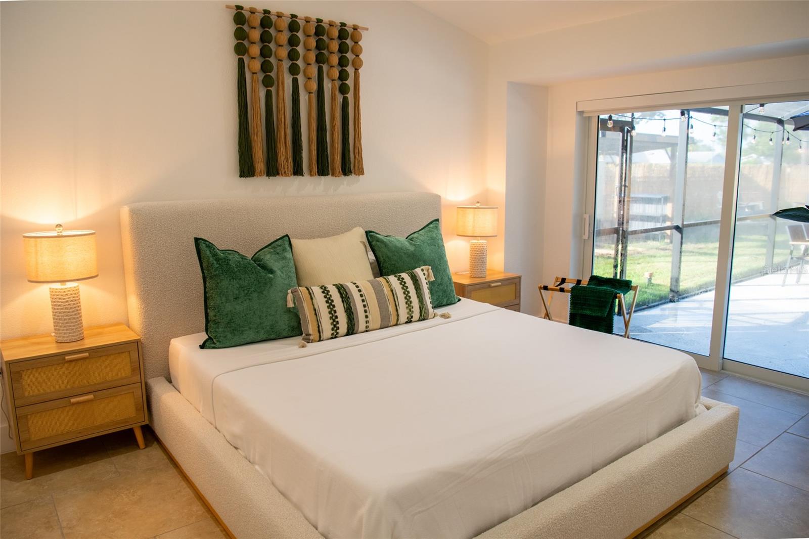 VENICE GARDENS SEC 3 - Residential Lease