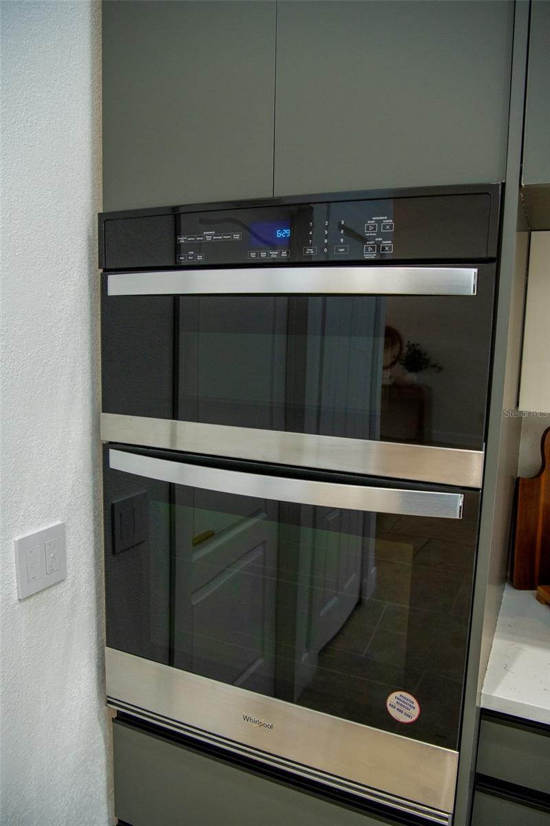 VENICE GARDENS SEC 3 - Residential Lease