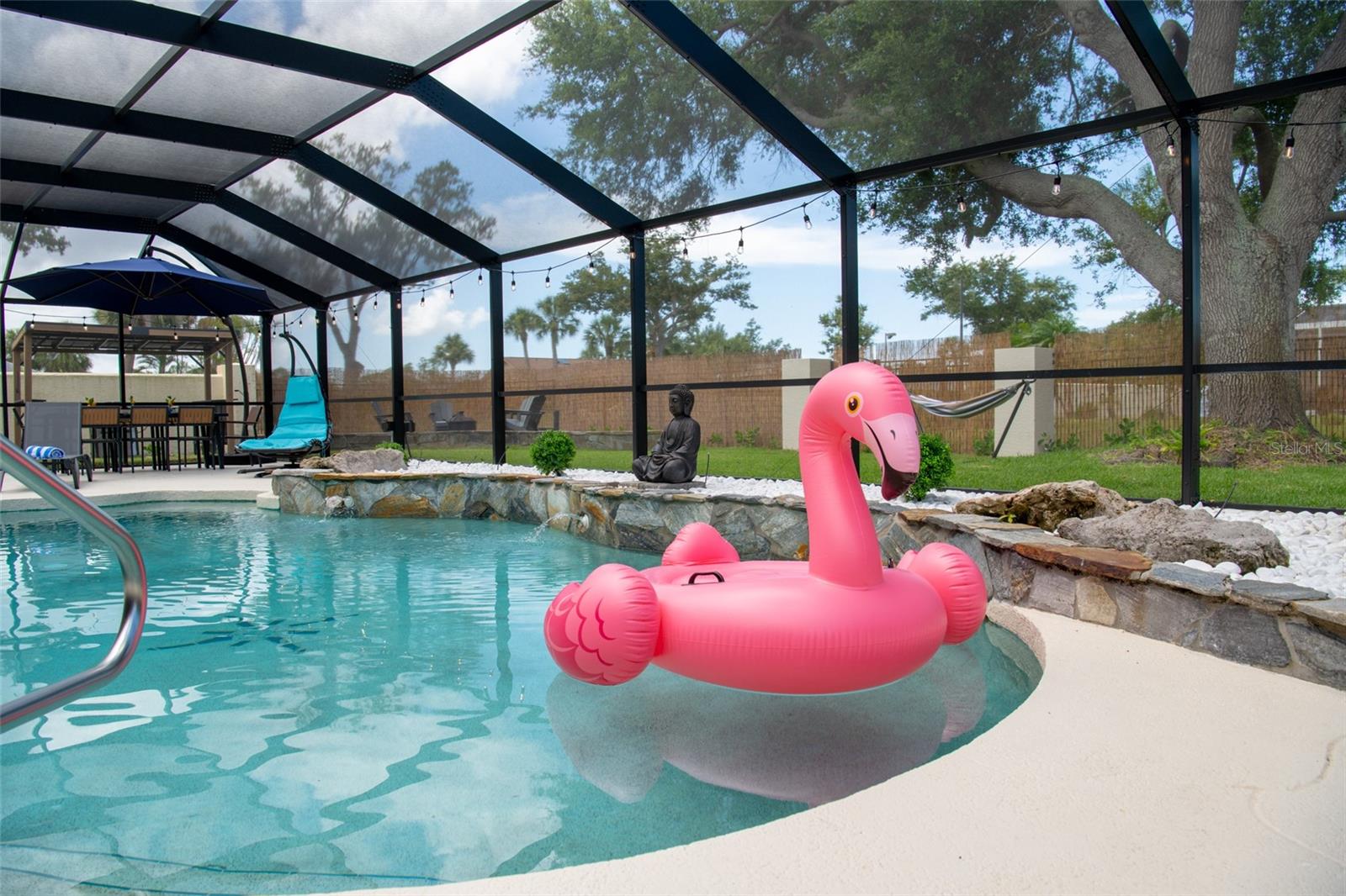 VENICE GARDENS SEC 3 - Residential Lease