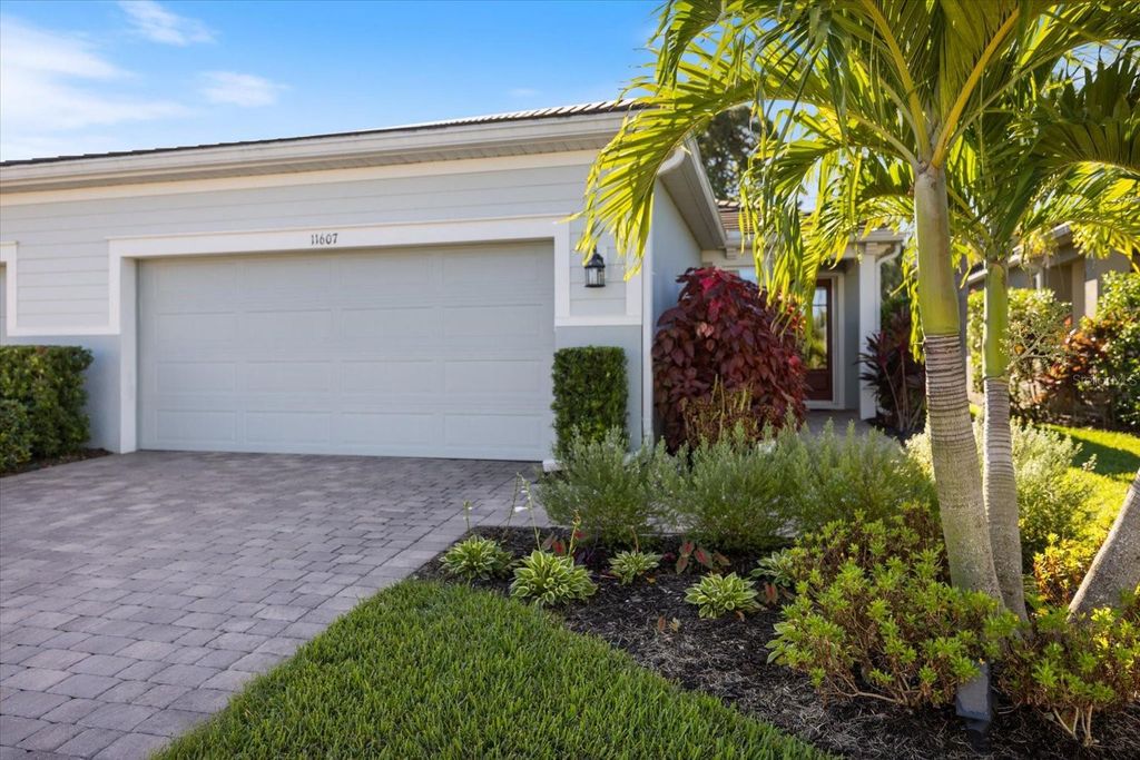 Photo of 11607 Alessandro Lane, Venice, FL 34293 (MLS # A4668228)