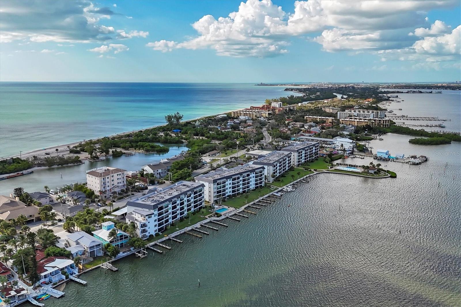 SUNRISE COVE SEC 4 - Residential