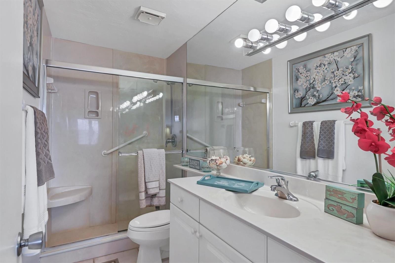 SUNRISE COVE SEC 4 - Residential