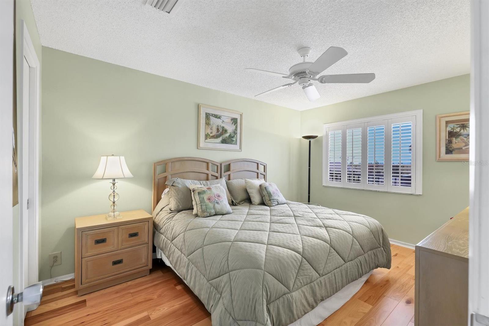 SUNRISE COVE SEC 4 - Residential