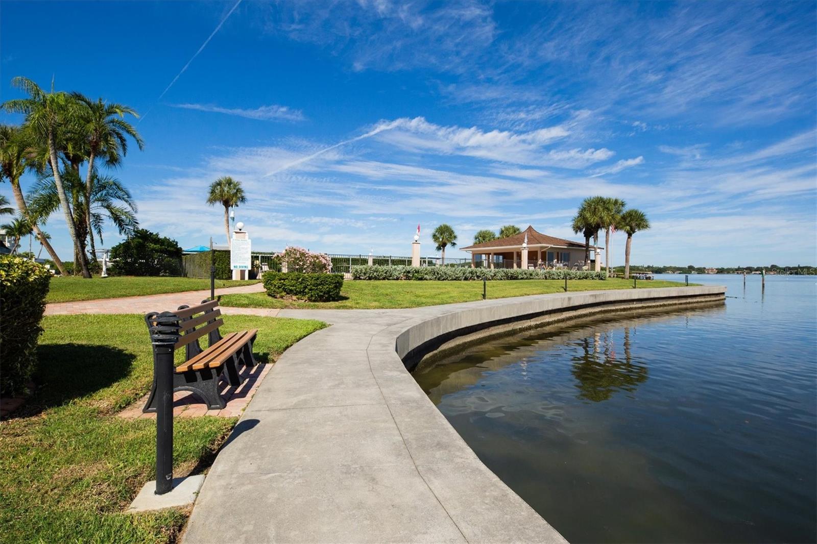 SUNRISE COVE SEC 4 - Residential