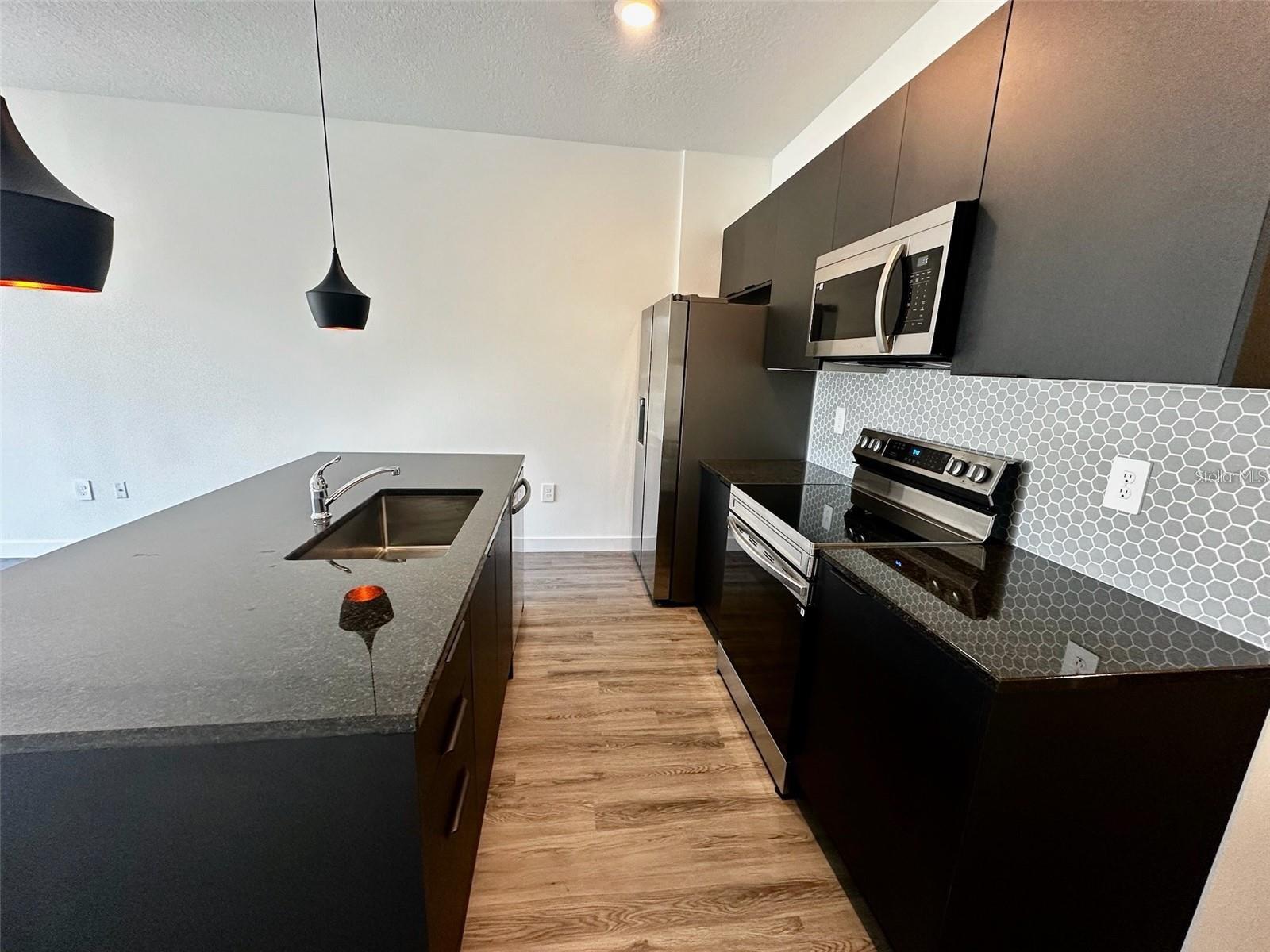 THE HUB - Residential