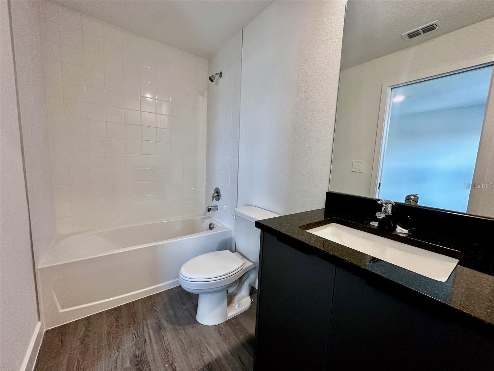 THE HUB - Residential