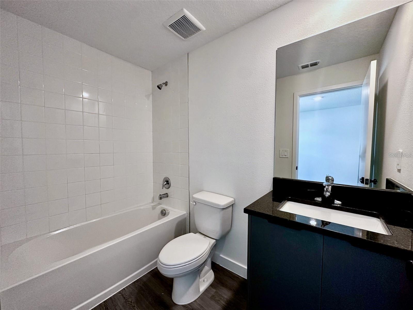 THE HUB - Residential