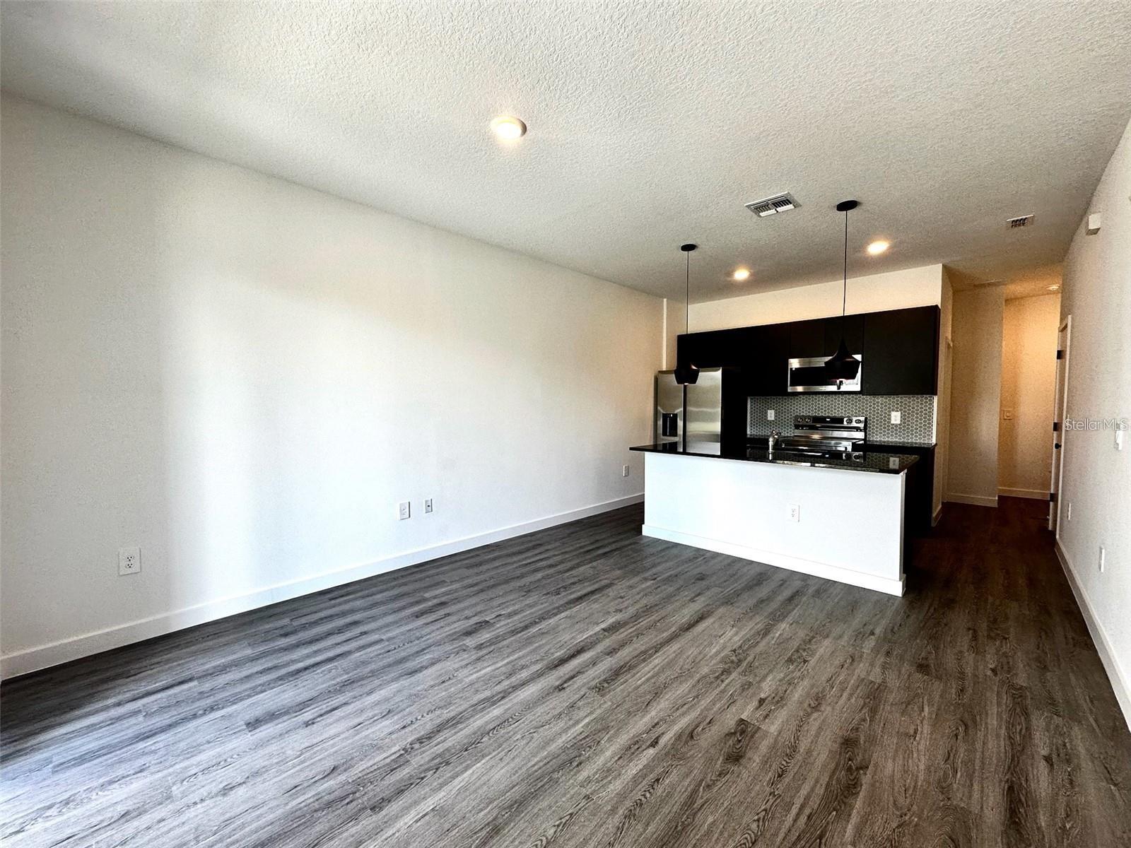 THE HUB - Residential