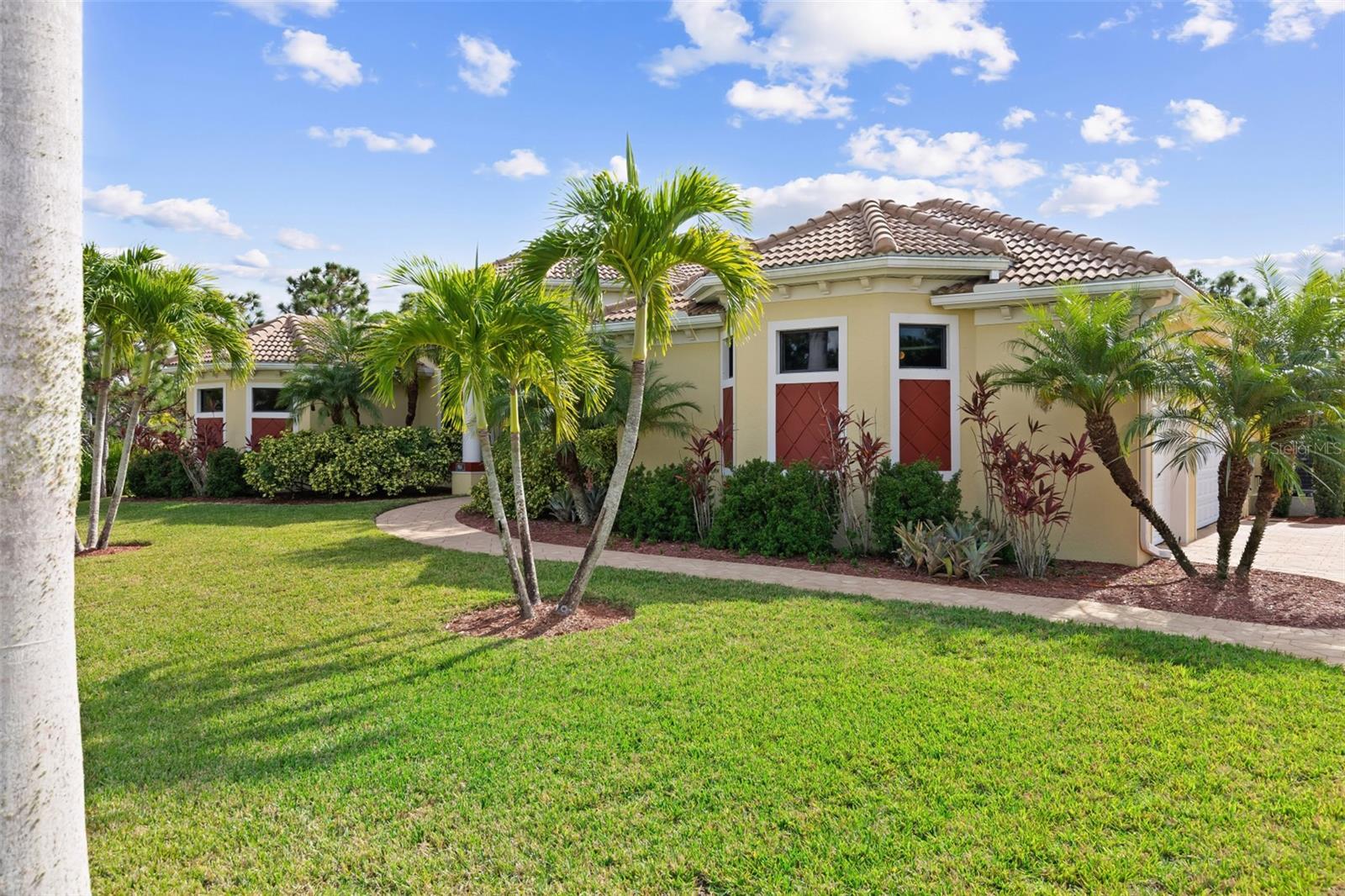 CALUSA RDG - Residential