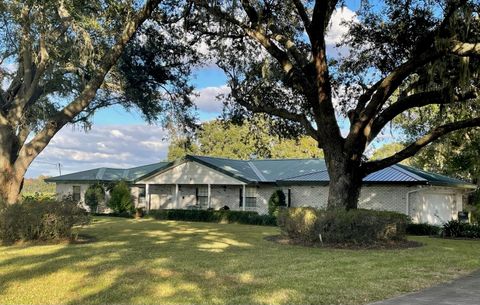 Photo of 9471 Mcintosh Road, Dover, FL 33527 (MLS # TB8457175)