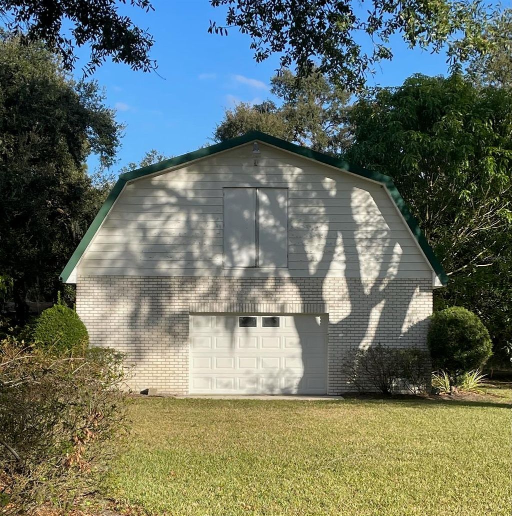 Photo of 9471 Mcintosh Road, Dover, FL 33527 (MLS # TB8457175)