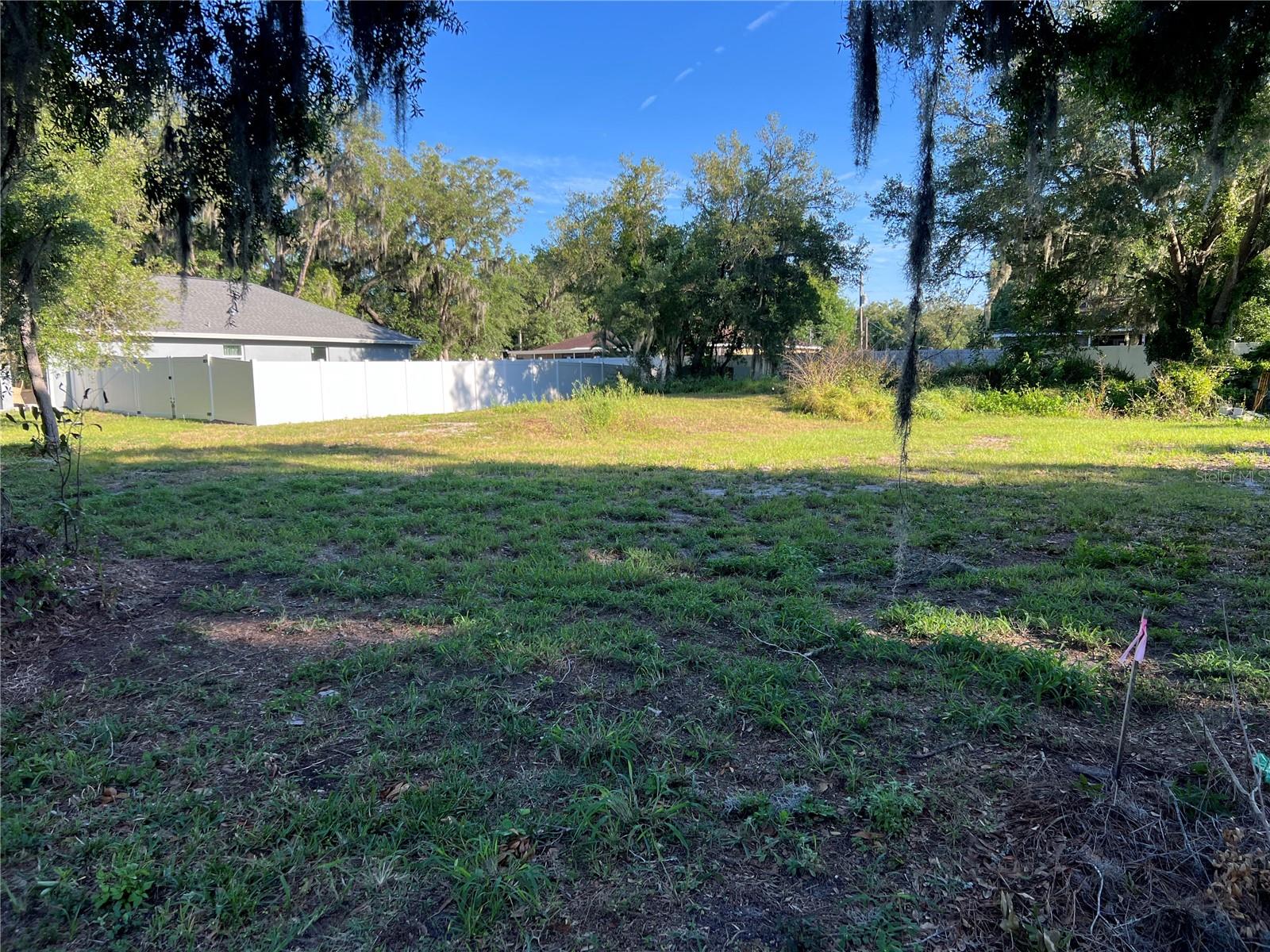 VACANT RESIDENTIAL BUILDABLE LOT. RARE FIND. NO HOA OR CDD Fees! FLOOD ZONE X.