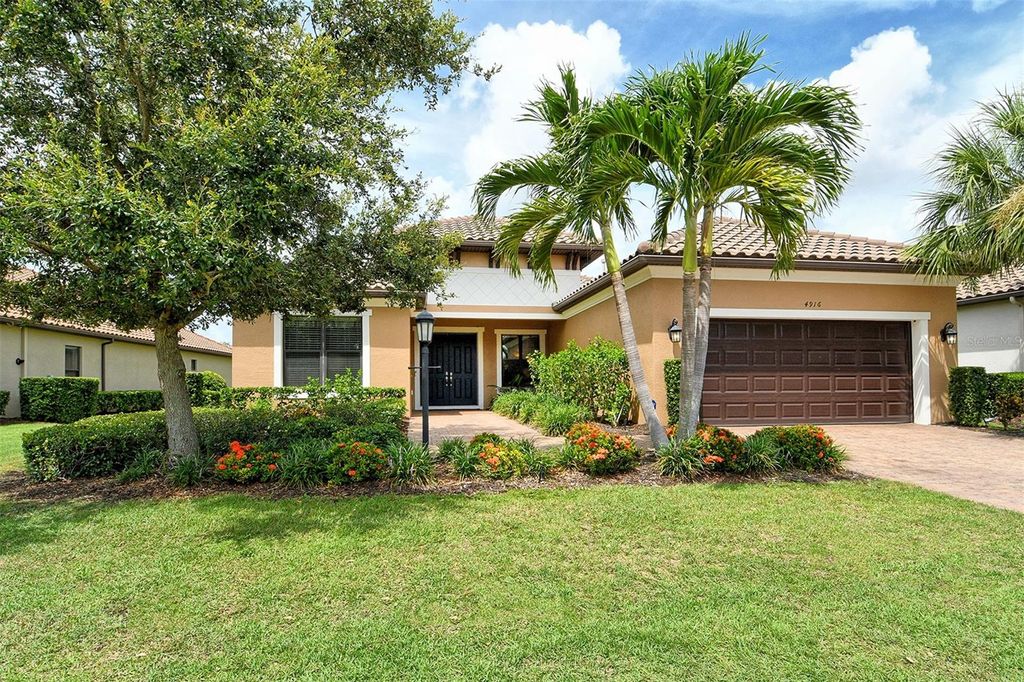 Photo of 4916 Tivoli Run, Bradenton, FL 34211 (MLS # A4656656)