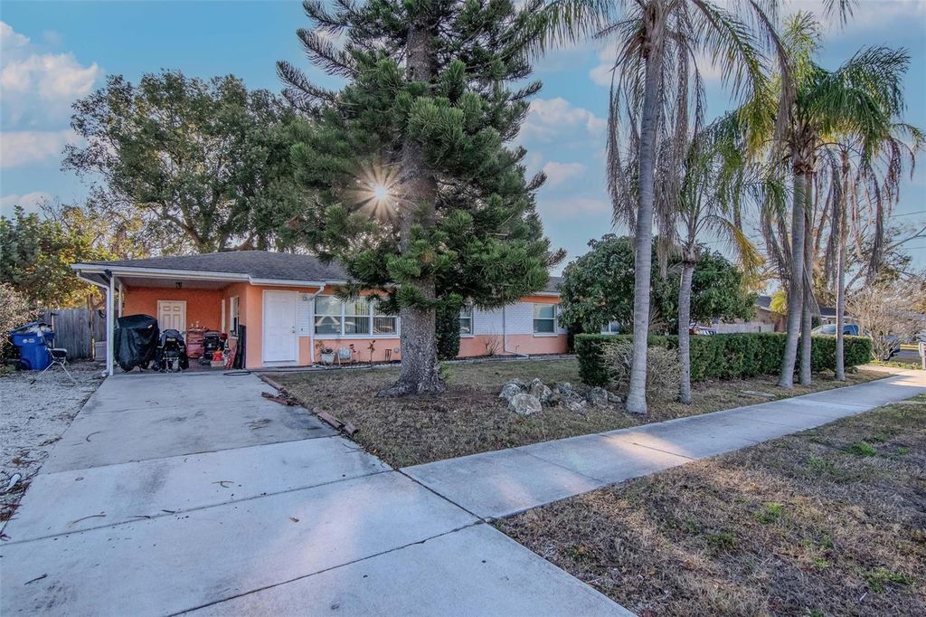 Photo of 1731 Gladys Street, Largo, FL 33774 (MLS # TB8478103)