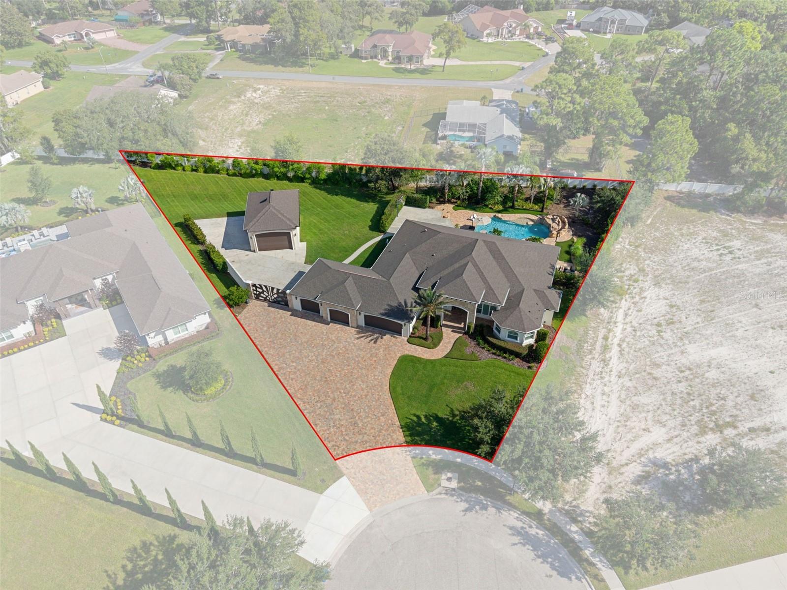 533 STORYBOOK LANE