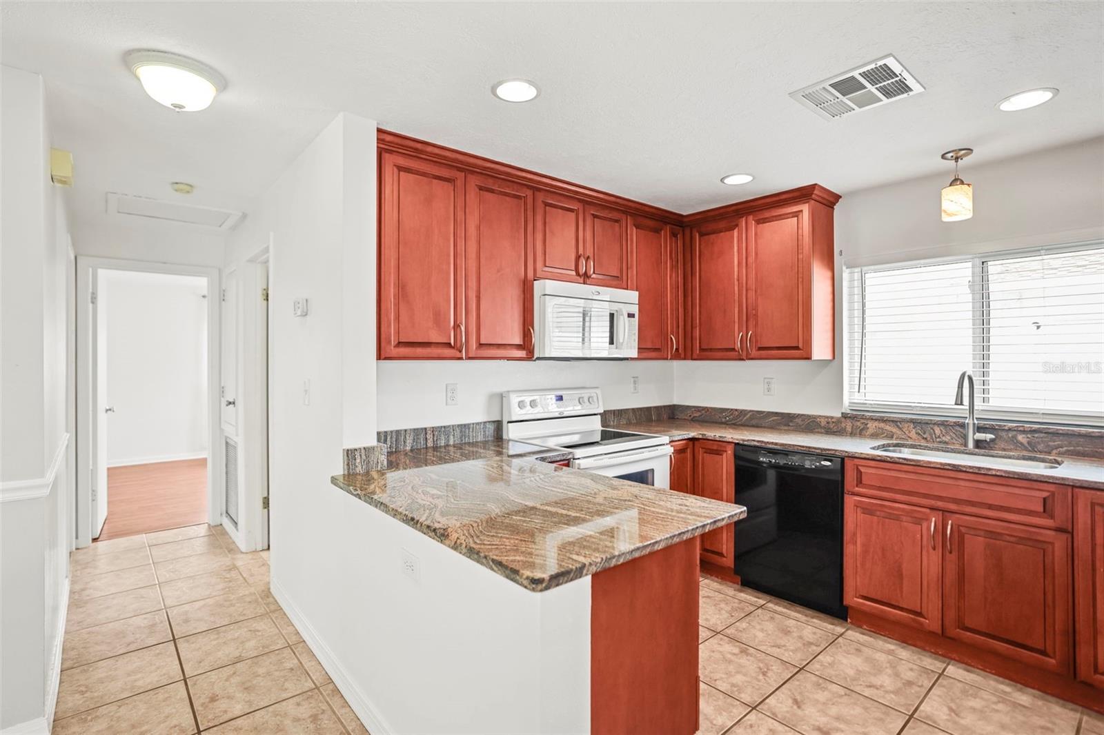 BAYHAVEN 1ST ADD - Residential