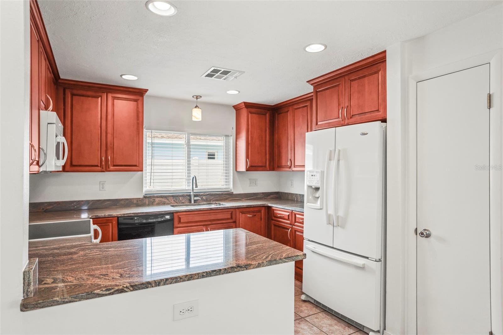 BAYHAVEN 1ST ADD - Residential