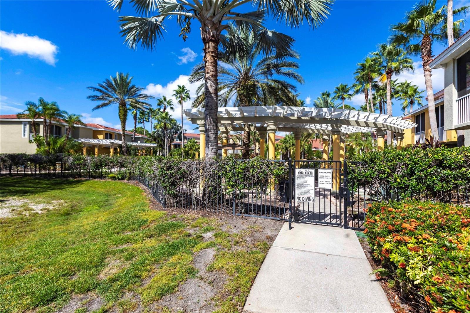 LAS PALMAS OF SARASOTA - Residential
