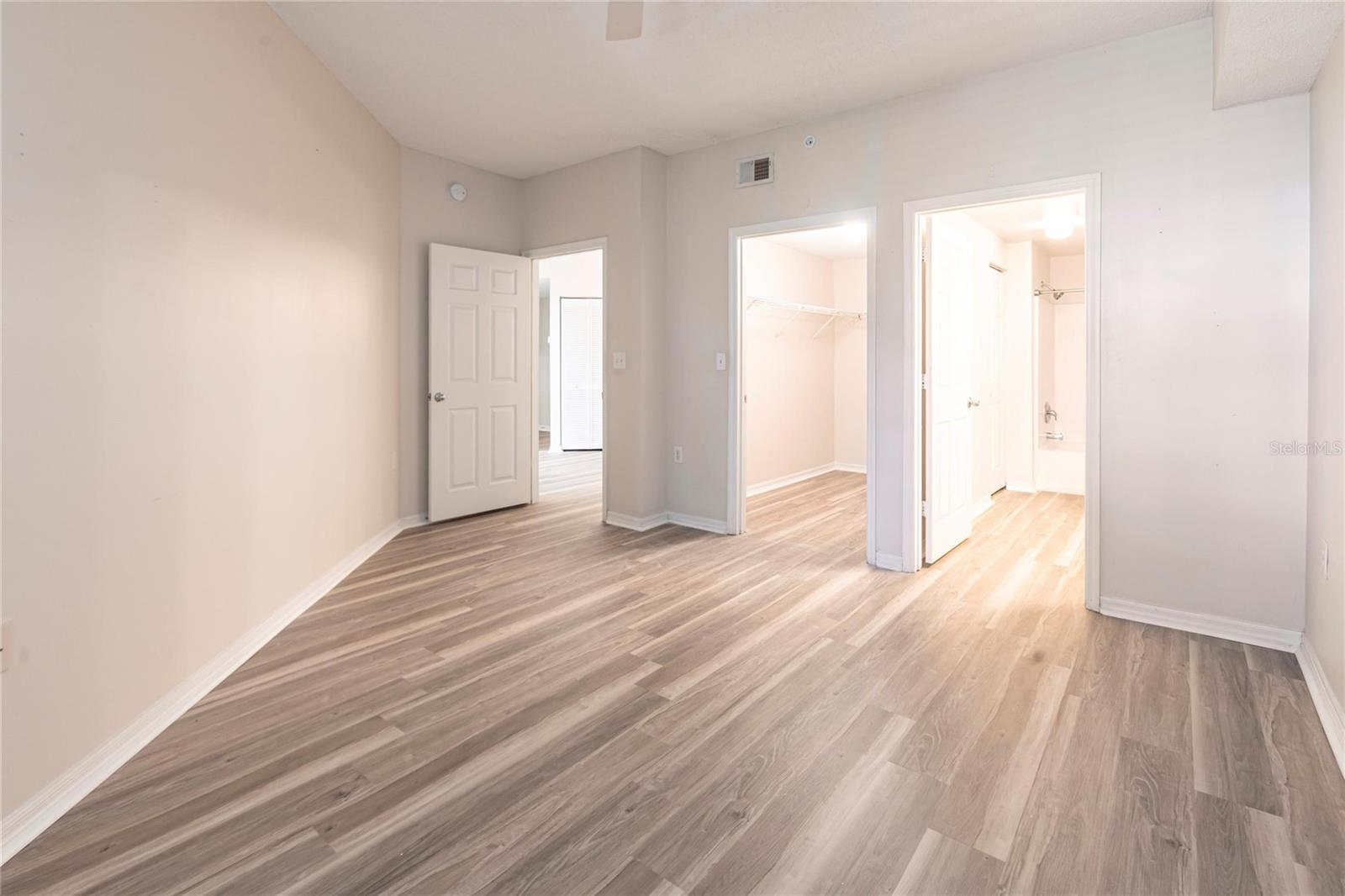 LAS PALMAS OF SARASOTA - Residential