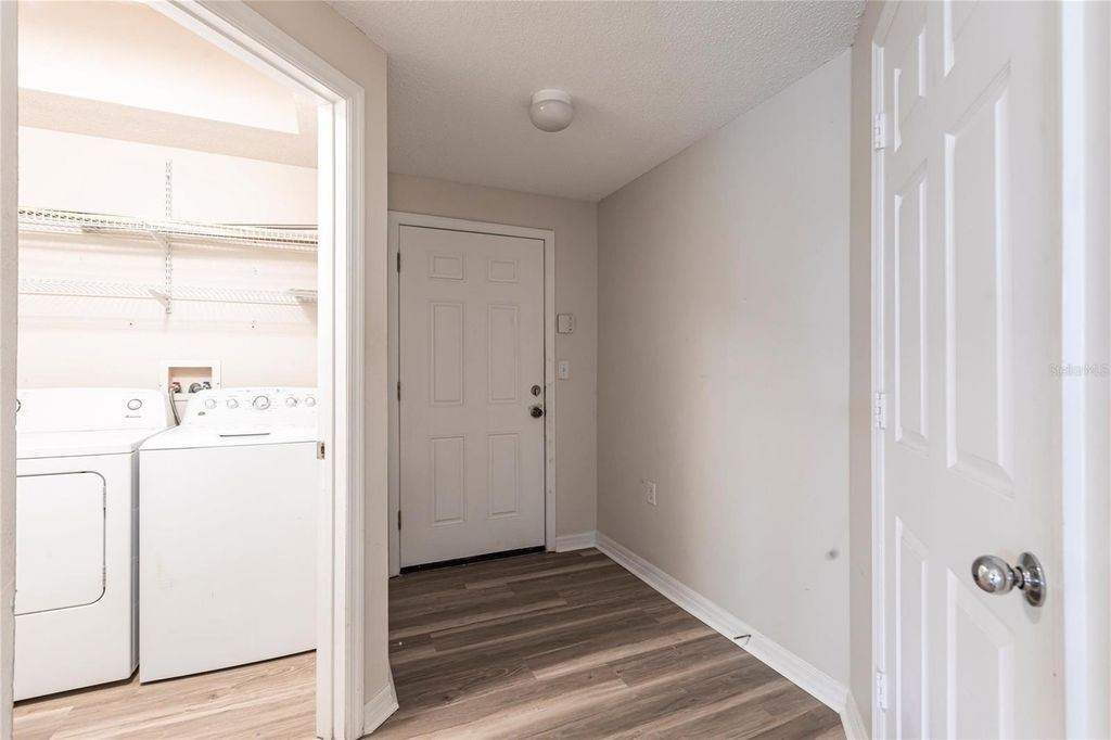 Photo of 5600 Bentgrass Drive #8-302, Sarasota, FL 34235 (MLS # O6349011)