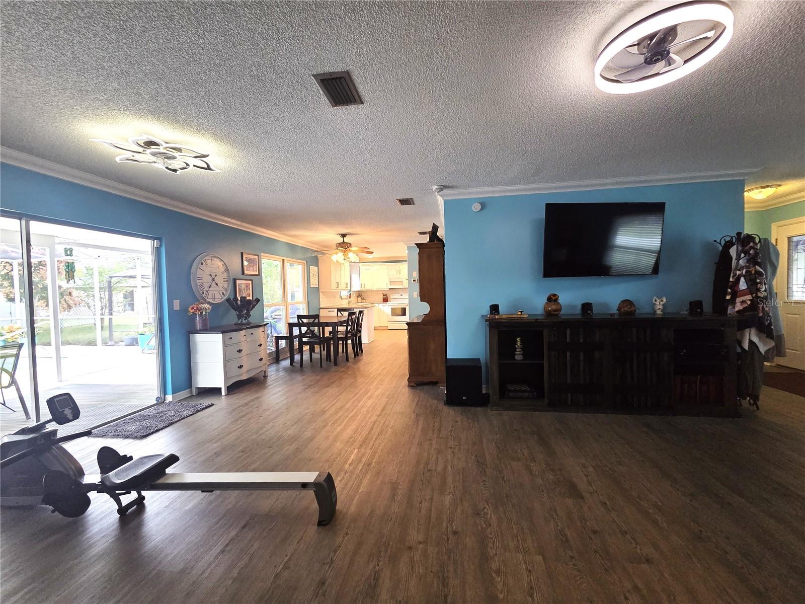 SPRING HILL - Residential